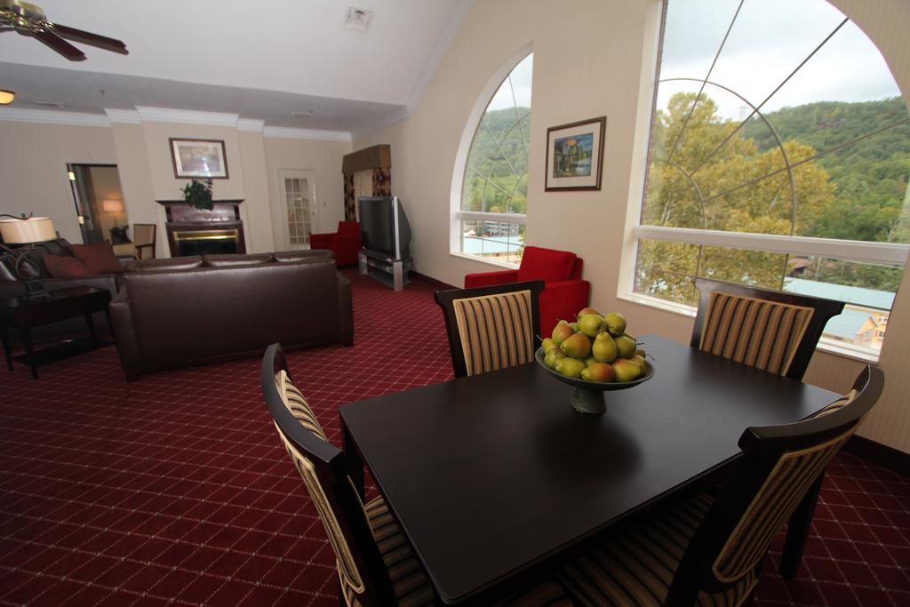 Black Bear Inn & Suites Gatlinburg Zewnętrze zdjęcie